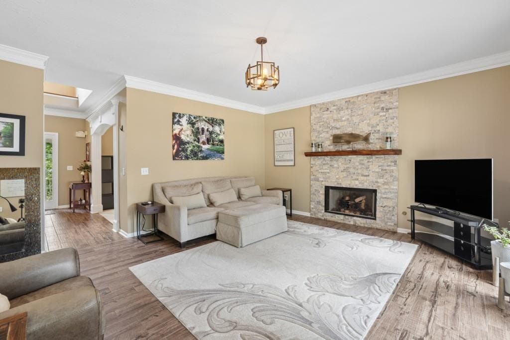 4 bedroom, 4 bathroom, 2,926 sq ft single family residence for sale at 2930 Heatherstone, Cumming, GA 30041 — photo 3