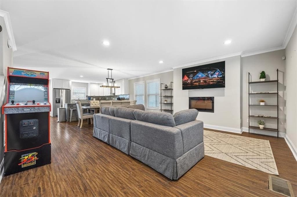 7 bedroom, 5 bathroom, 3,293 sq ft single family residence for sale at 252 Patterson Avenue, Atlanta, GA 30316 — photo 3