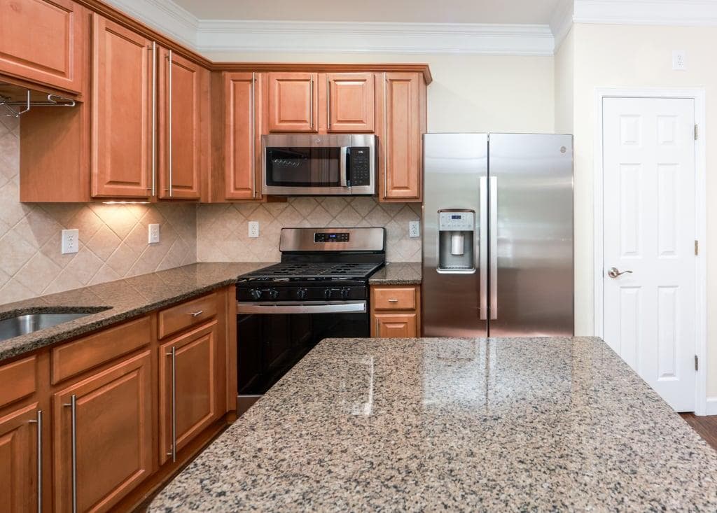 3 bedroom, 4 bathroom, 1,702 sq ft townhouse for rent at 7835 Kiverton Place, Atlanta, GA 30350 for $2,800 a month — photo 10