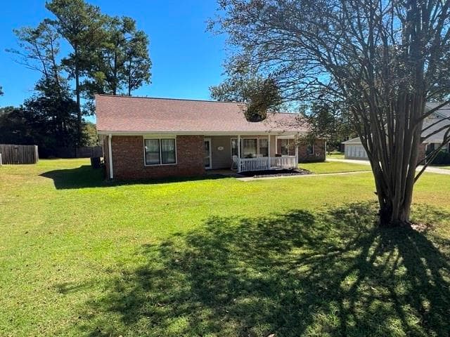 3 bedroom, 2 bathroom, 2,100 sq ft single family residence for sale at 3226 Hildas Corner, Conyers, GA 30013 — photo 2
