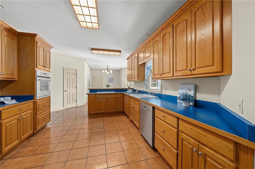 3 bedroom, 3 bathroom, 3,679 sq ft single family residence for sale at 755 Old Hornage Road, Ball Ground, GA 30107 — photo 9