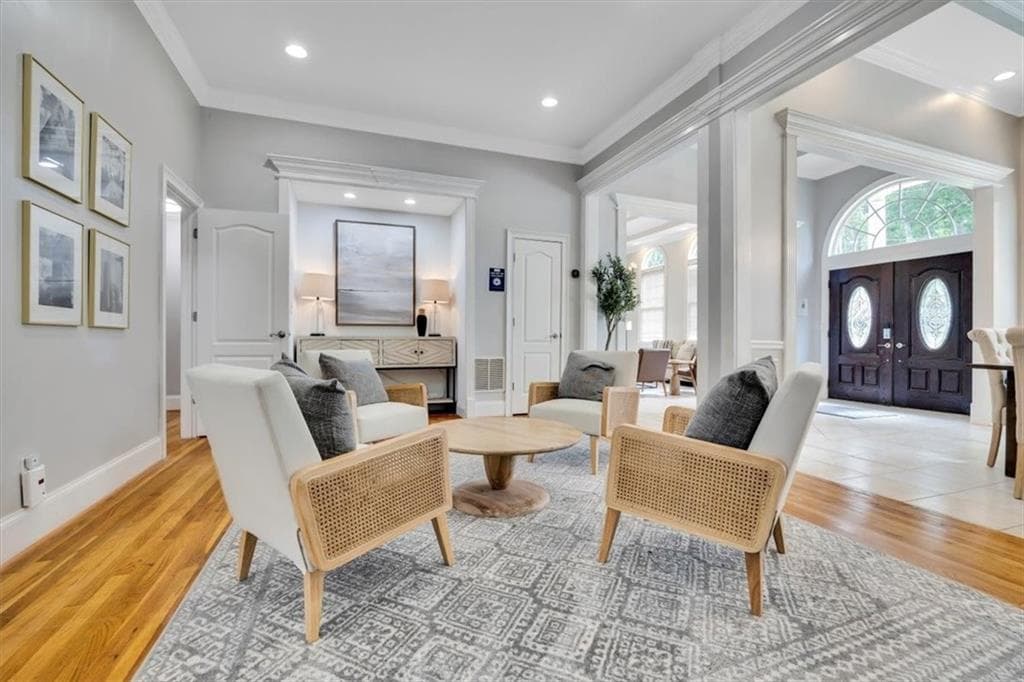 6 bedroom, 5 bathroom, 3,051 sq ft single family residence for sale at 1010 Burton Drive, Atlanta, GA 30329 — photo 6