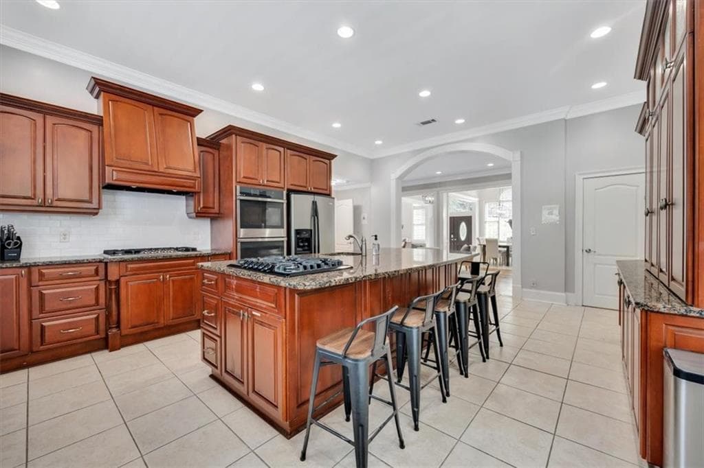 6 bedroom, 5 bathroom, 3,051 sq ft single family residence for sale at 1010 Burton Drive, Atlanta, GA 30329 — photo 10