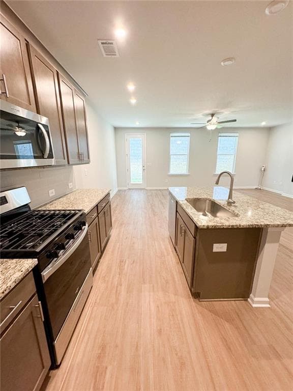 3 bedroom, 3 bathroom, 2,046 sq ft single family residence for rent at 690 Smokey Quartz Way, Kennesaw, GA 30144 for $2,600 a month — photo 5