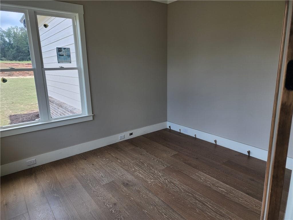 4 bedroom, 4 bathroom, 3,366 sq ft single family residence for sale at 167 Ivey Trace Court, Pendergrass, GA 30567 — photo 7