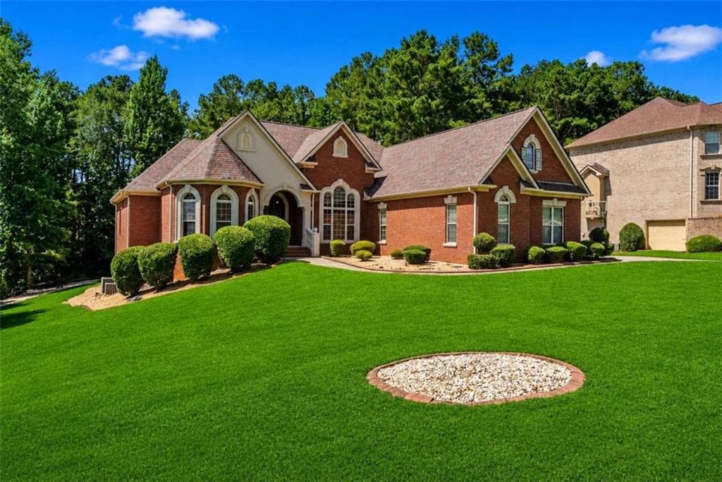 7 bedroom, 4 bathroom, 4,046 sq ft single family residence for sale at 812 Treeline Drive, Conyers, GA 30094
