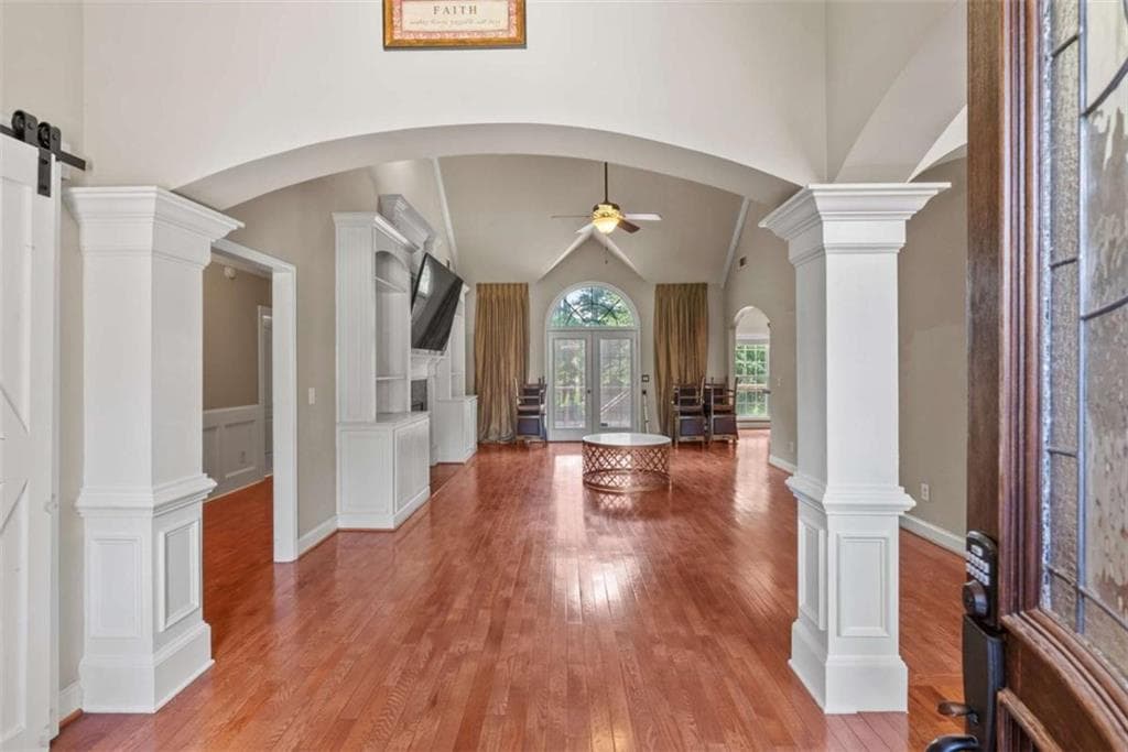 7 bedroom, 4 bathroom, 4,046 sq ft single family residence for sale at 812 Treeline Drive, Conyers, GA 30094 — photo 8