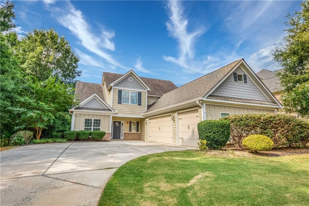 4 bedroom, 4 bathroom, 3,199 sq ft single family residence for sale at 1031 Greenwood Circle, Madison, GA 30650 — photo 2