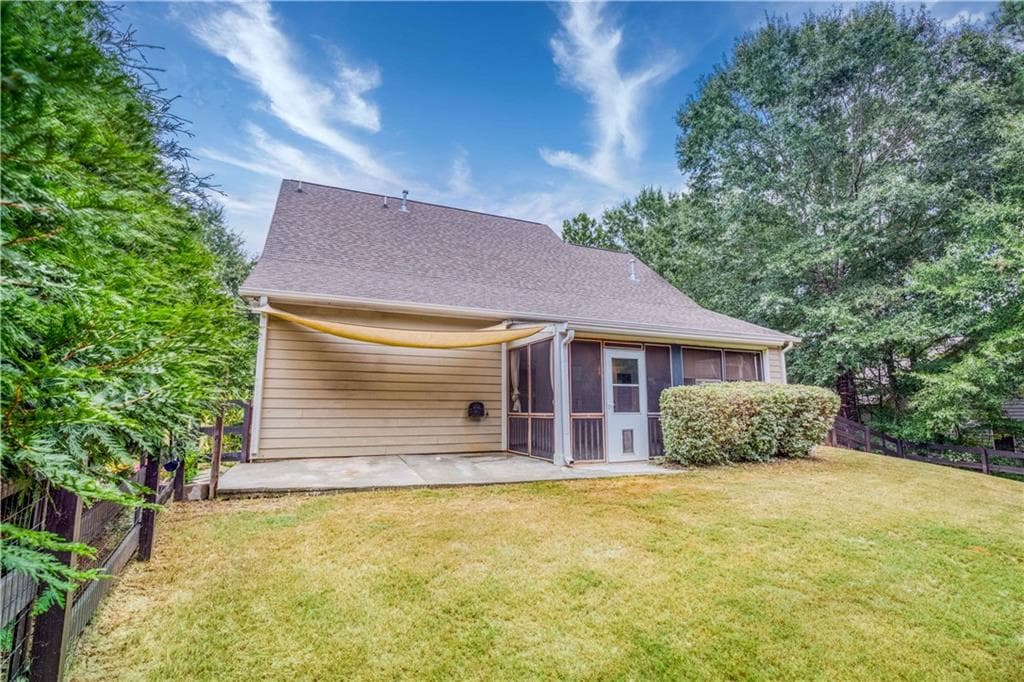 4 bedroom, 4 bathroom, 3,199 sq ft single family residence for sale at 1031 Greenwood Circle, Madison, GA 30650 — photo 5