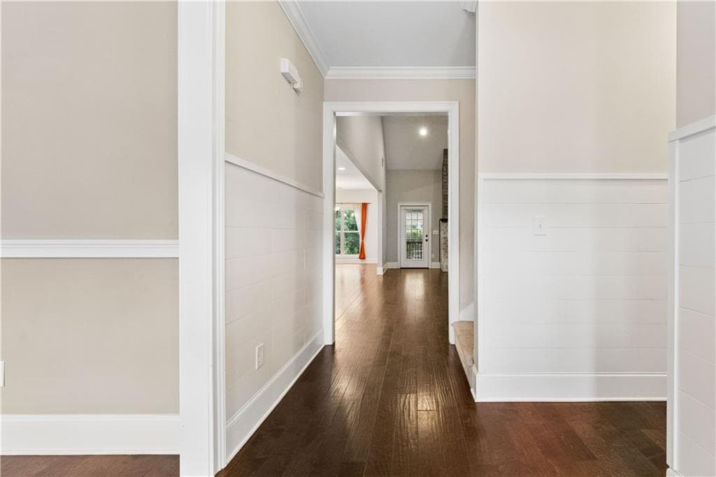 4 bedroom, 4 bathroom, 3,199 sq ft single family residence for sale at 1031 Greenwood Circle, Madison, GA 30650 — photo 8
