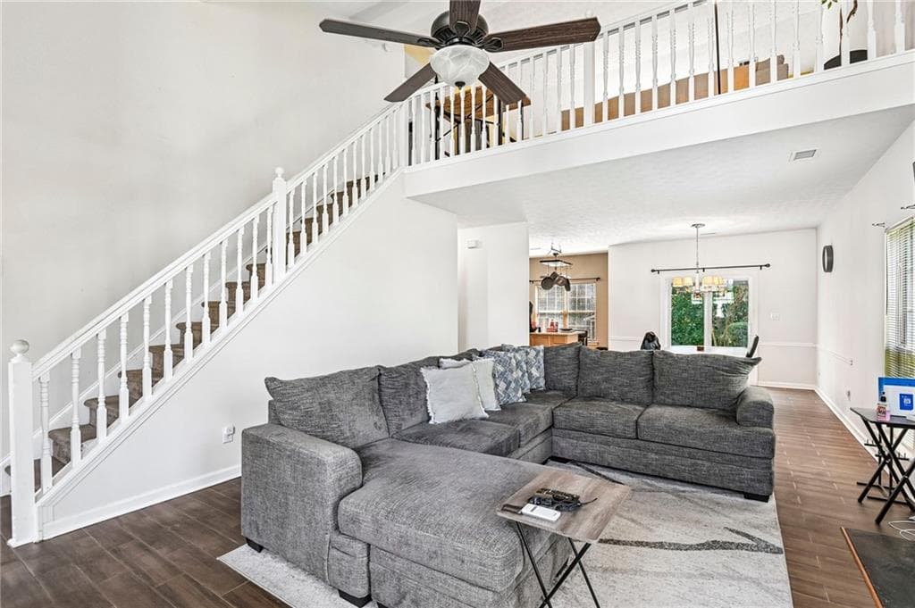 3 bedroom, 3 bathroom, 2,062 sq ft single family residence for sale at 1117 W Shore Drive, Riverdale, GA 30296 — photo 4