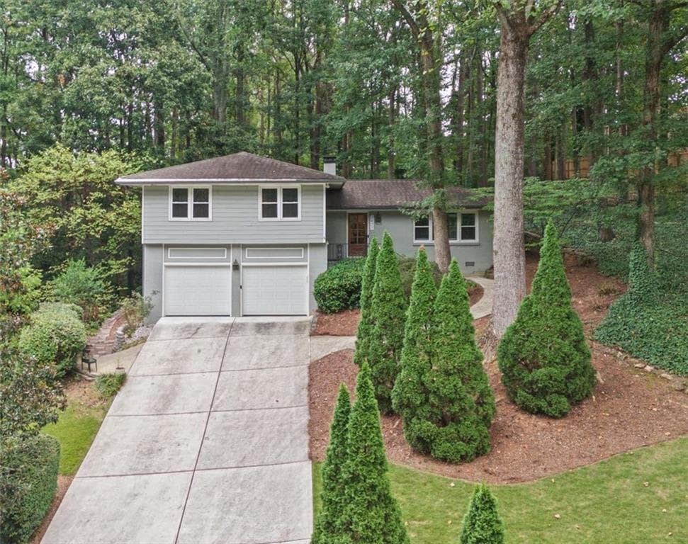 4 bedroom, 3 bathroom, 2,075 sq ft single family residence for sale at 2477 Midvale Court, Tucker, GA 30084 — photo 3