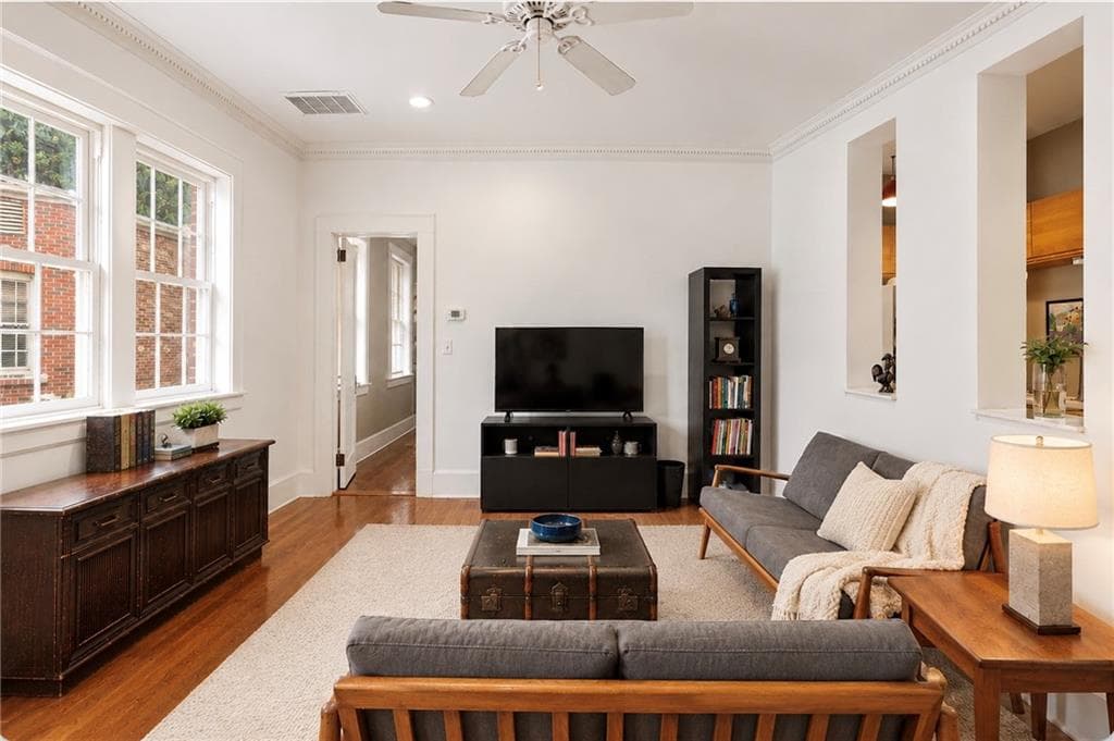 1 bedroom, 1 bathroom, 703 sq ft condominium for sale at 1 S Prado 18, Atlanta, GA 30309 — photo 7