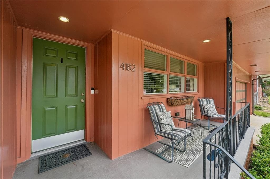 3 bedroom, 2 bathroom, 1,456 sq ft single family residence for sale at 4182 Briarcliff Road, Atlanta, GA 30345 — photo 4