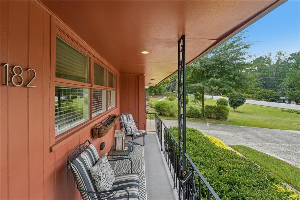 3 bedroom, 2 bathroom, 1,456 sq ft single family residence for sale at 4182 Briarcliff Road, Atlanta, GA 30345 — photo 5