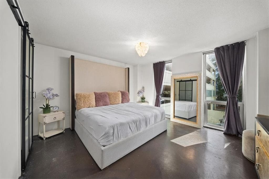 2 bedroom, 2 bathroom, 1,228 sq ft condominium for sale at 2870 Pharr Court South 205, Atlanta, GA 30305 — photo 7