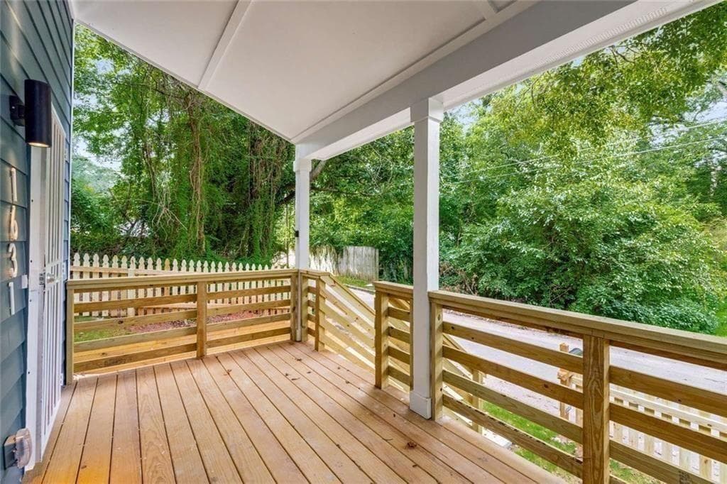 2 bedroom, 2 bathroom, 948 sq ft single family residence for sale at 1631 Burton Street, Atlanta, GA 30315 — photo 5