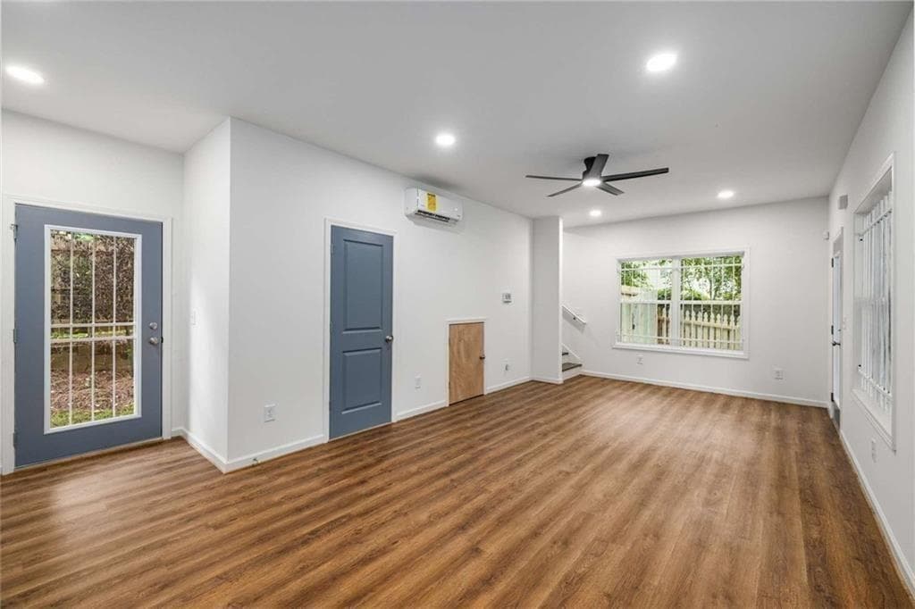 2 bedroom, 2 bathroom, 948 sq ft single family residence for sale at 1631 Burton Street, Atlanta, GA 30315 — photo 6