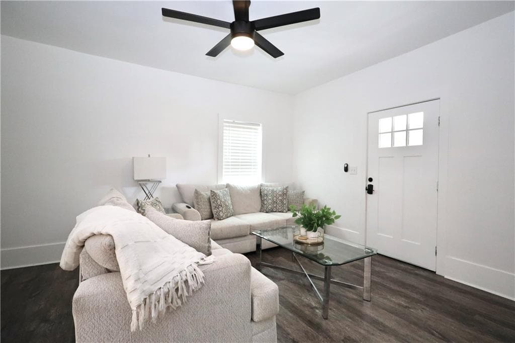 2 bedroom, 1 bathroom, 763 sq ft single family residence for sale at 23 Arnco 2nd Street, Newnan, GA 30263 — photo 3