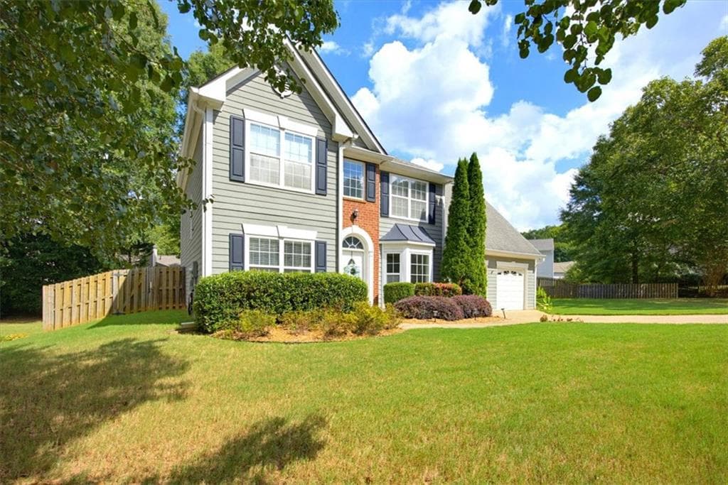 3 bedroom, 3 bathroom, 2,173 sq ft single family residence for sale at 2360 Brookgreen Commons, Kennesaw, GA 30144 — photo 2