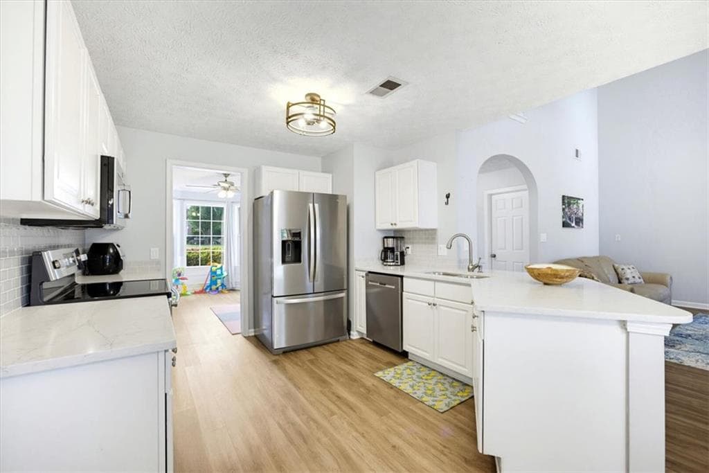3 bedroom, 3 bathroom, 2,173 sq ft single family residence for sale at 2360 Brookgreen Commons, Kennesaw, GA 30144 — photo 10