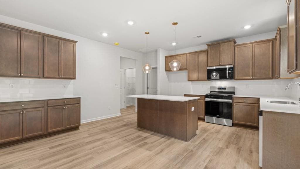 5 bedroom, 5 bathroom, 3,389 sq ft single family residence for sale at 3125 Hallsley Drive, South Fulton, GA 30349 — photo 6