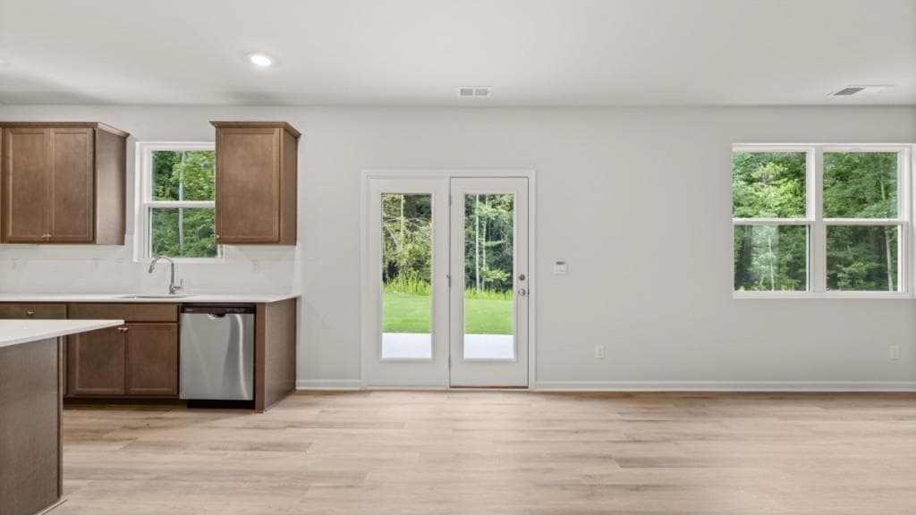 5 bedroom, 5 bathroom, 3,389 sq ft single family residence for sale at 3125 Hallsley Drive, South Fulton, GA 30349 — photo 8