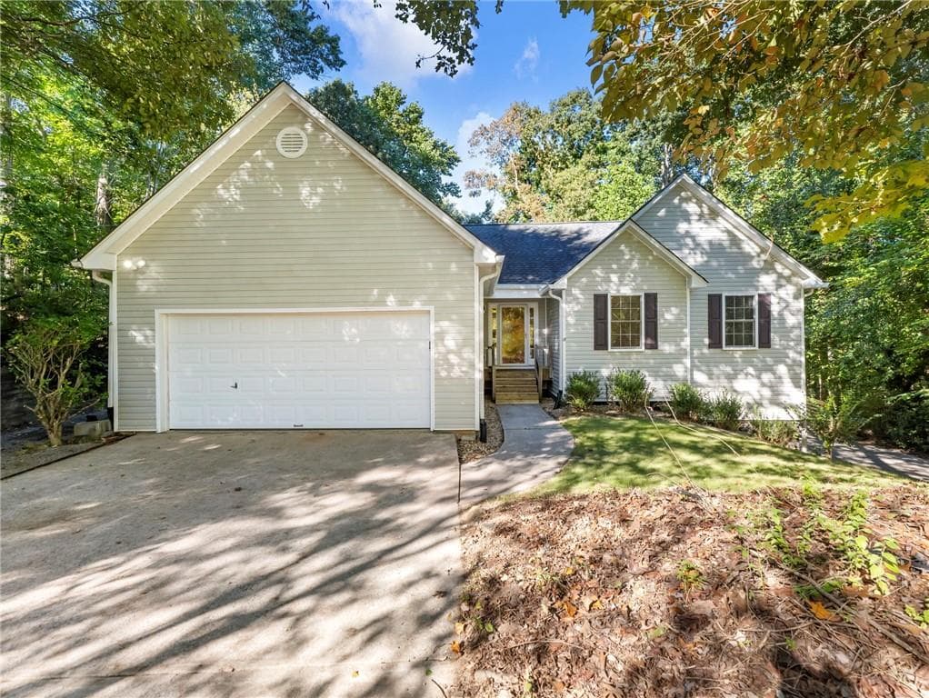 3 bedroom, 2 bathroom, 1,564 sq ft single family residence for sale at 8765 Covestone Drive, Gainesville, GA 30506 — photo 7