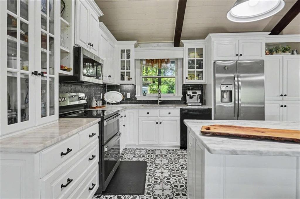 5 bedroom, 4 bathroom, 4,715 sq ft single family residence for sale at 519 Pinecrest Road, Sautee Nacoochee, GA 30571 — photo 10