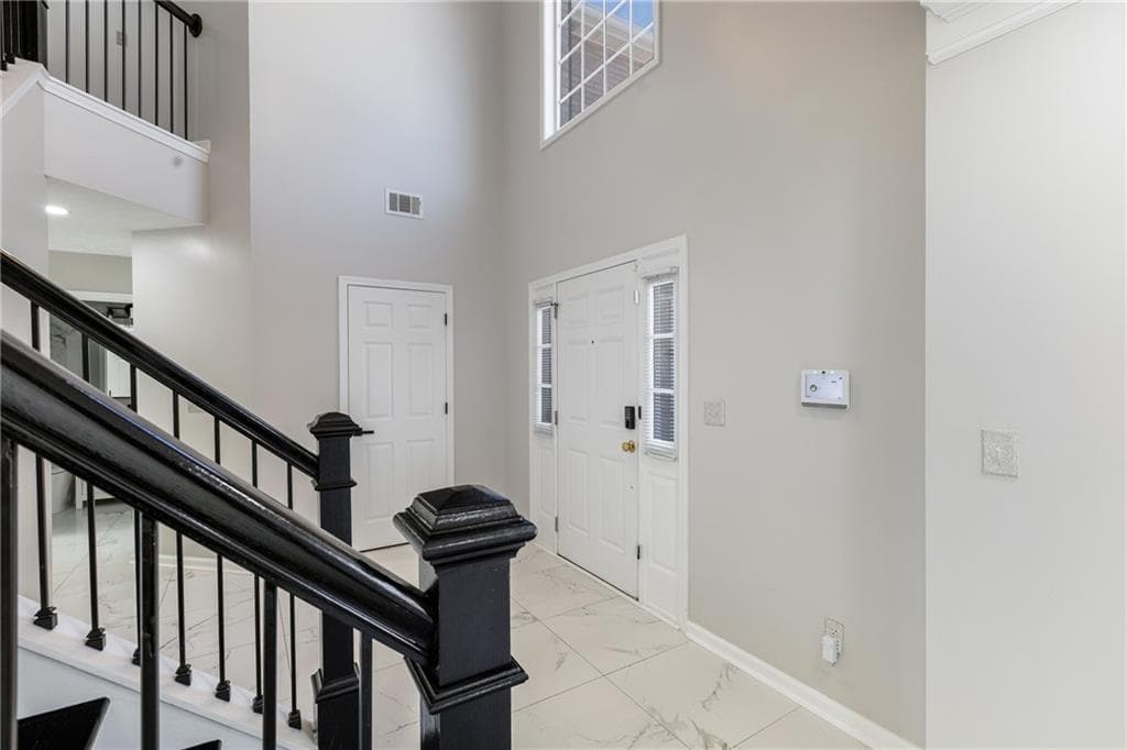 5 bedroom, 3 bathroom, 2,972 sq ft single family residence for sale at 3521 Kittery Drive, Snellville, GA 30039 — photo 3