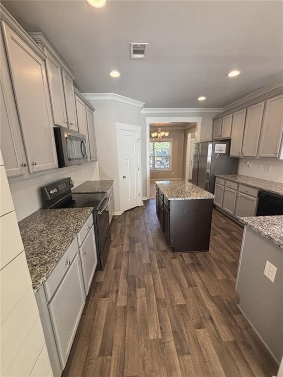 5 bedroom, 3 bathroom, 2,992 sq ft single family residence for sale at 4139 Anthony Creek Drive, Loganville, GA 30052 — photo 9
