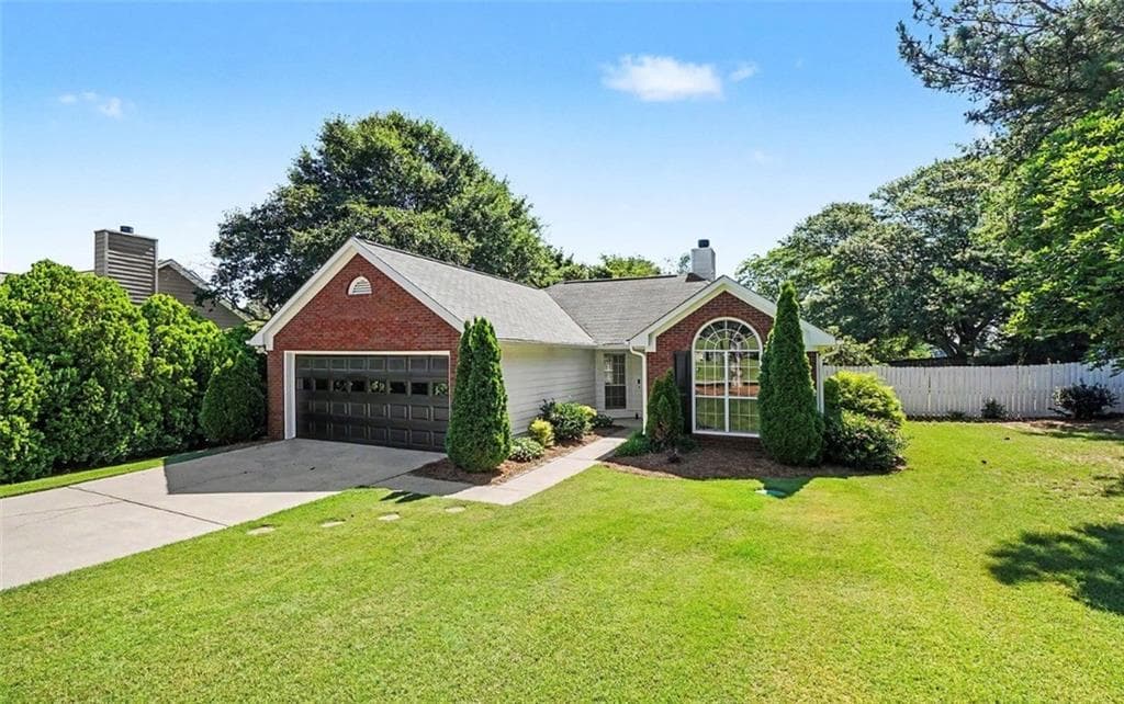 4 bedroom, 2 bathroom, 1,508 sq ft single family residence for rent at 1545 Quail Point Run, Hoschton, GA 30548 for $2,400 a month — photo 2