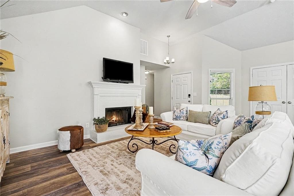 4 bedroom, 2 bathroom, 1,508 sq ft single family residence for rent at 1545 Quail Point Run, Hoschton, GA 30548 for $2,400 a month — photo 10