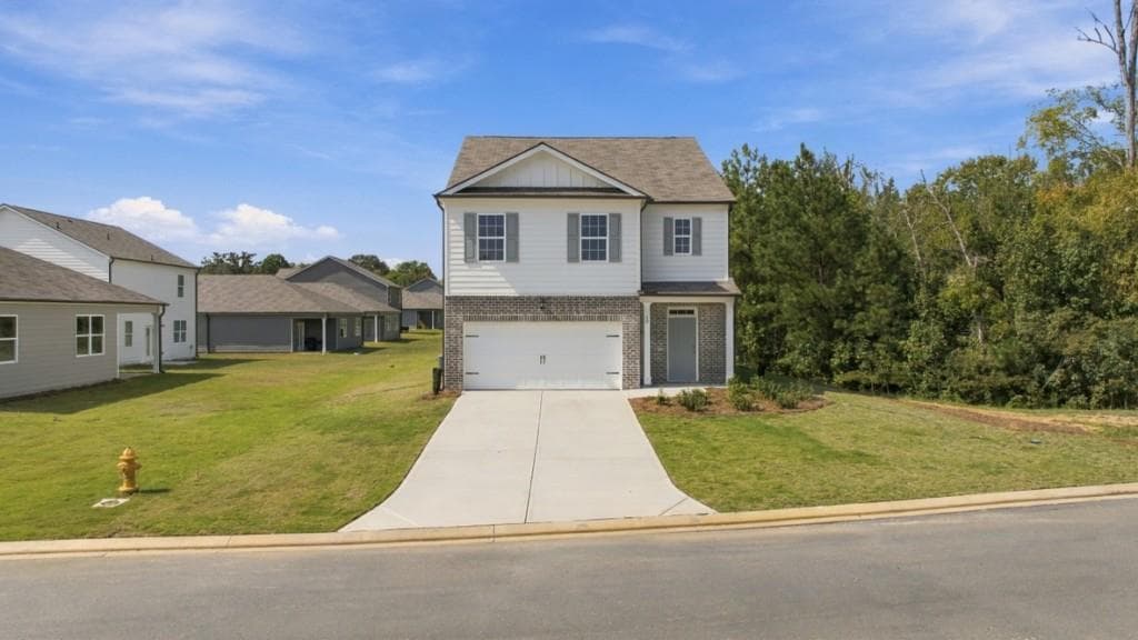 5 bedroom, 3 bathroom, 2,361 sq ft single family residence for sale at 18 Babcock Drive, Rome, GA 30165