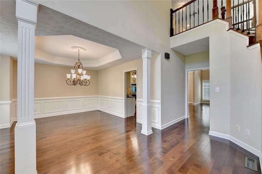 6 bedroom, 5 bathroom, 5,670 sq ft single family residence for sale at 4614 Kiplin Lake Court, Sugar Hill, GA 30518 — photo 4