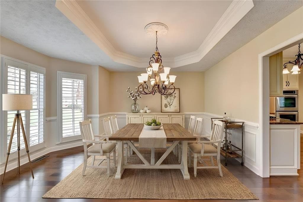 6 bedroom, 5 bathroom, 5,670 sq ft single family residence for sale at 4614 Kiplin Lake Court, Sugar Hill, GA 30518 — photo 6