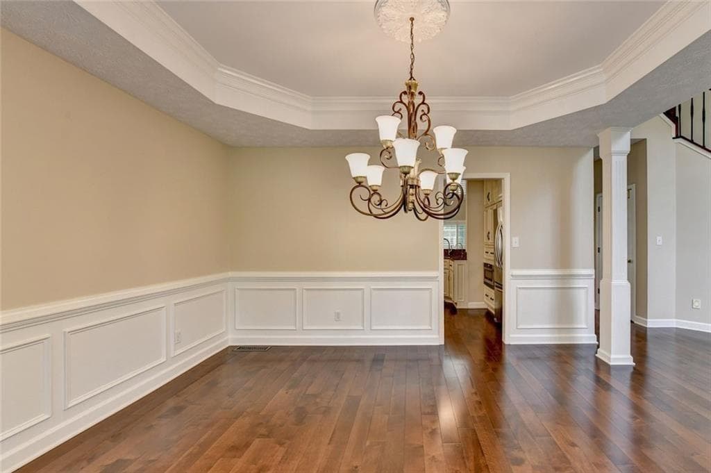 6 bedroom, 5 bathroom, 5,670 sq ft single family residence for sale at 4614 Kiplin Lake Court, Sugar Hill, GA 30518 — photo 8