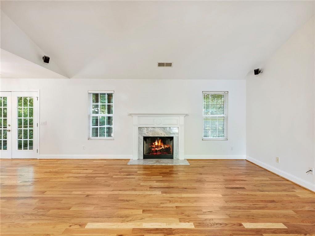 3 bedroom, 2 bathroom, 1,564 sq ft single family residence for sale at 8765 Covestone Drive, Gainesville, GA 30506 — photo 9