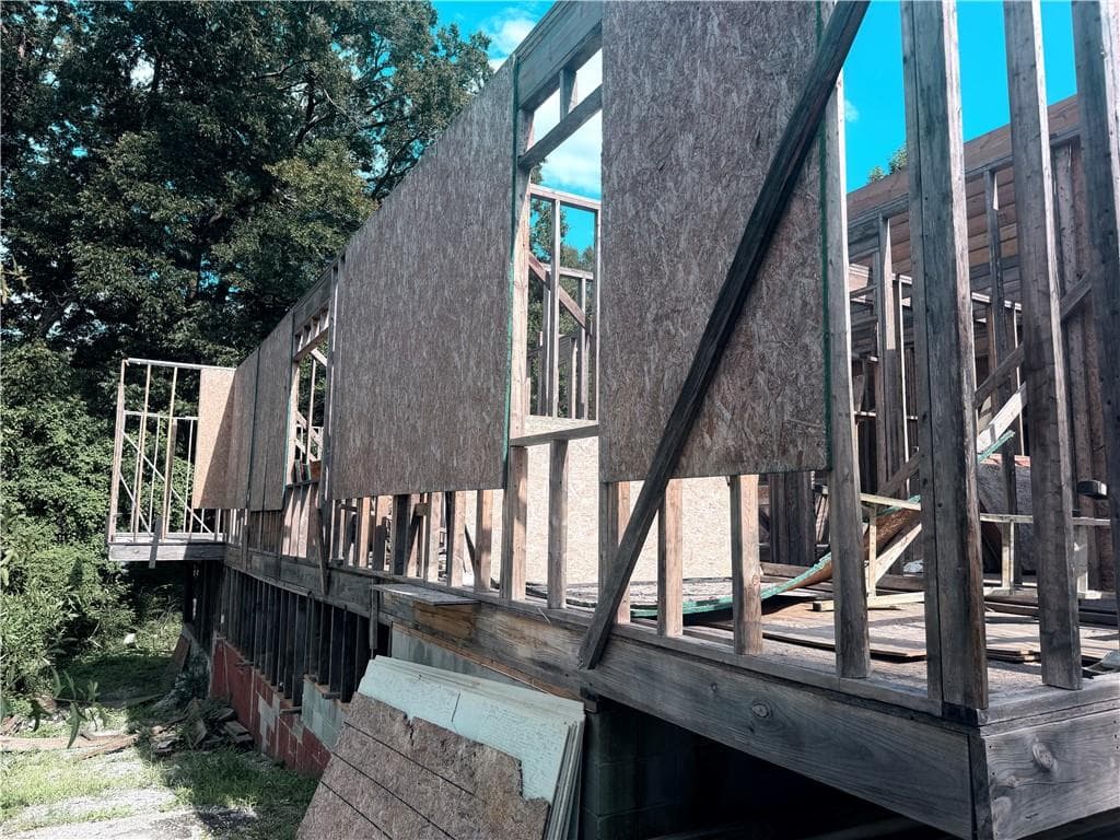 3 bedroom, 2 bathroom, 1,214 sq ft single family residence for sale at 491 Center Hill Avenue, Atlanta, GA 30318 — photo 3