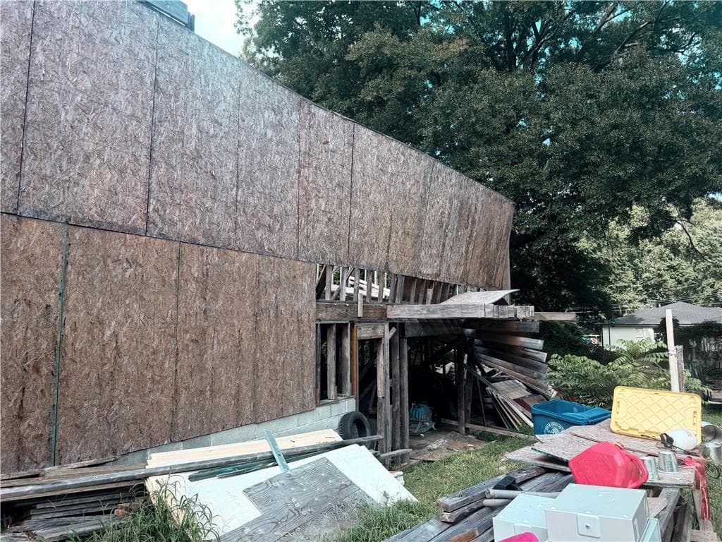 3 bedroom, 2 bathroom, 1,214 sq ft single family residence for sale at 491 Center Hill Avenue, Atlanta, GA 30318 — photo 5