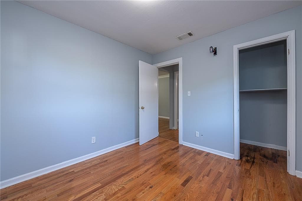 2 bedroom, 2 bathroom, 1,000 sq ft single family residence for rent at 568 Stokeswood Avenue 0, Atlanta, GA 30316 for $2,500 a month — photo 2