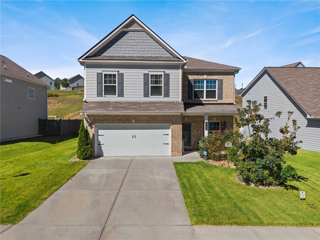 4 bedroom, 3 bathroom, 2,640 sq ft home for sale at 1094 Campbell Pine Trail, Lawrenceville, GA