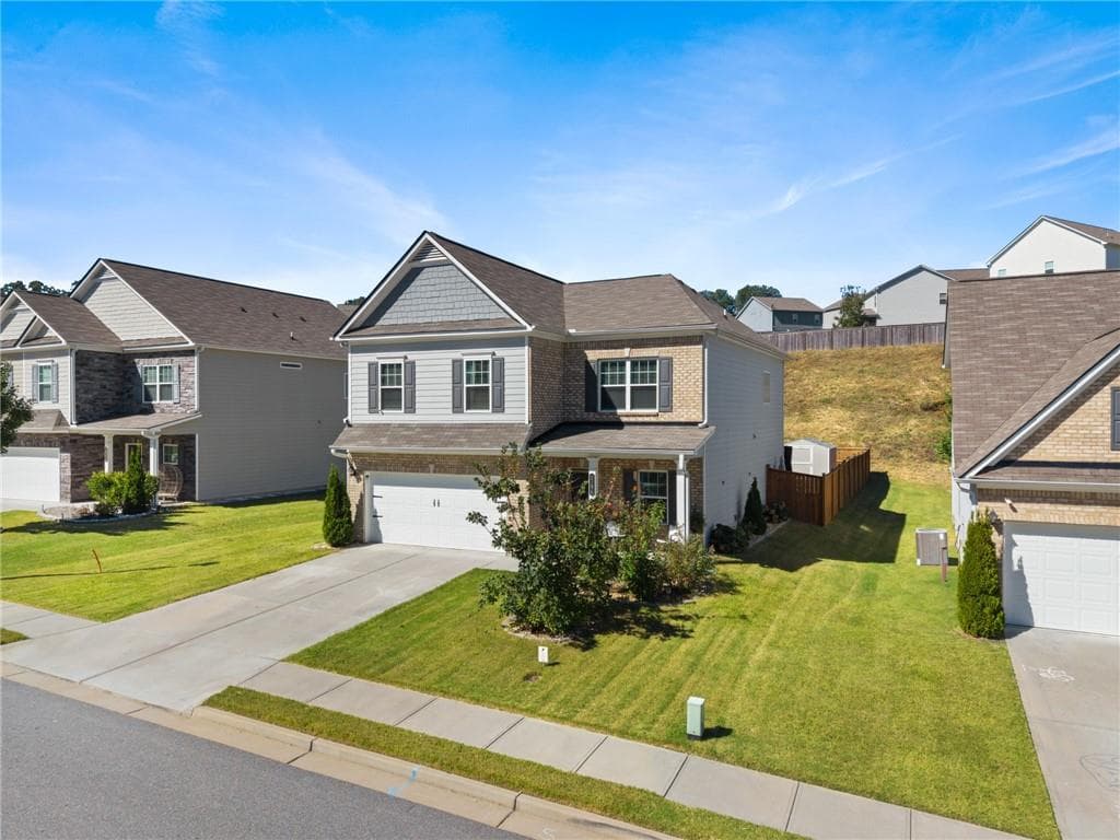 4 bedroom, 3 bathroom, 2,640 sq ft single family residence for sale at 1094 Campbell Pine Trail, Lawrenceville, GA 30045 — photo 4