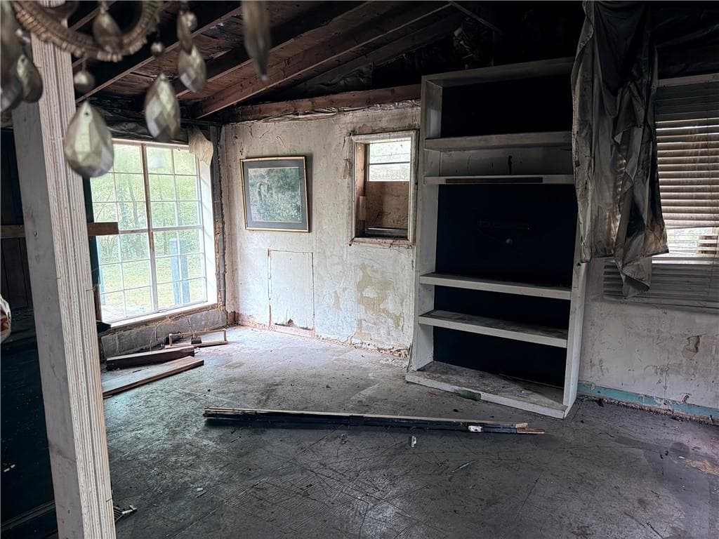 3 bedroom, 1 bathroom, 1,364 sq ft single family residence for sale at 33 Tower Street, Kingston, GA 30145 — photo 4