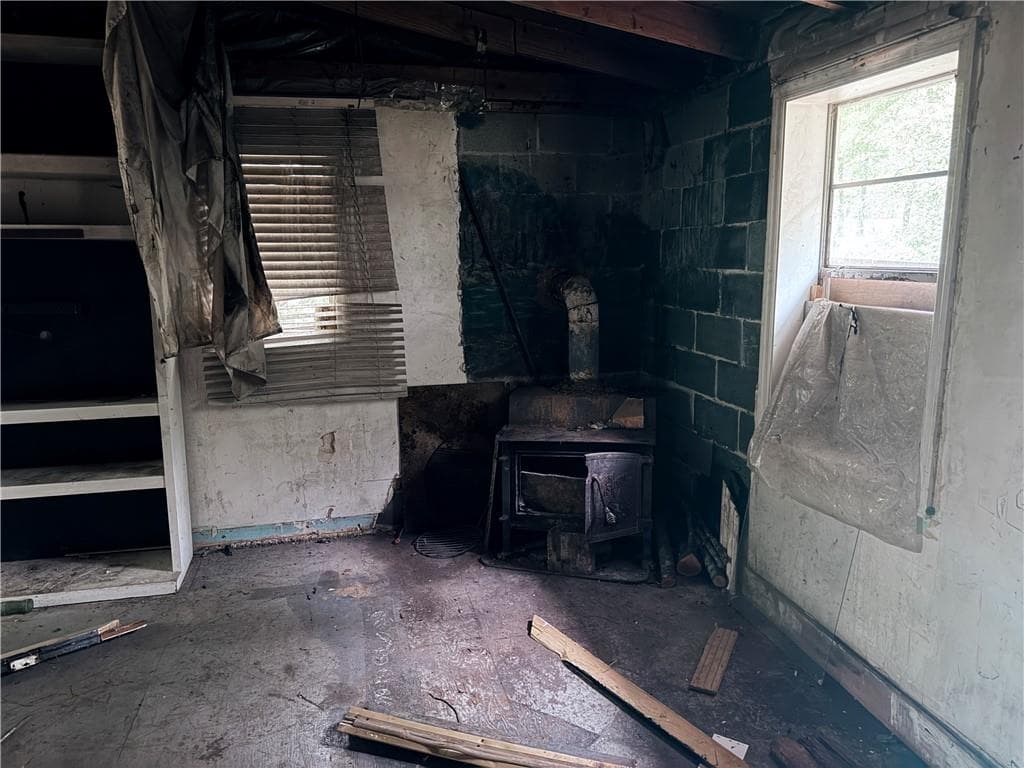 3 bedroom, 1 bathroom, 1,364 sq ft single family residence for sale at 33 Tower Street, Kingston, GA 30145 — photo 5