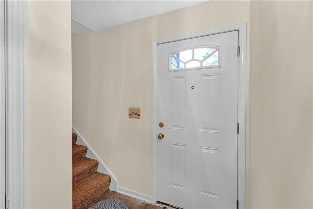 3 bedroom, 2 bathroom, 2,796 sq ft single family residence for sale at 1466 Hewatt Road, Lilburn, GA 30047 — photo 3