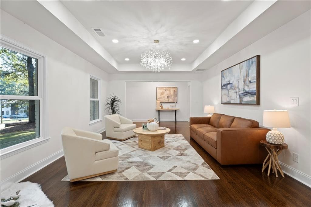 5 bedroom, 4 bathroom, 3,203 sq ft single family residence for sale at 860 Landmark Drive, Sandy Springs, GA 30342 — photo 10