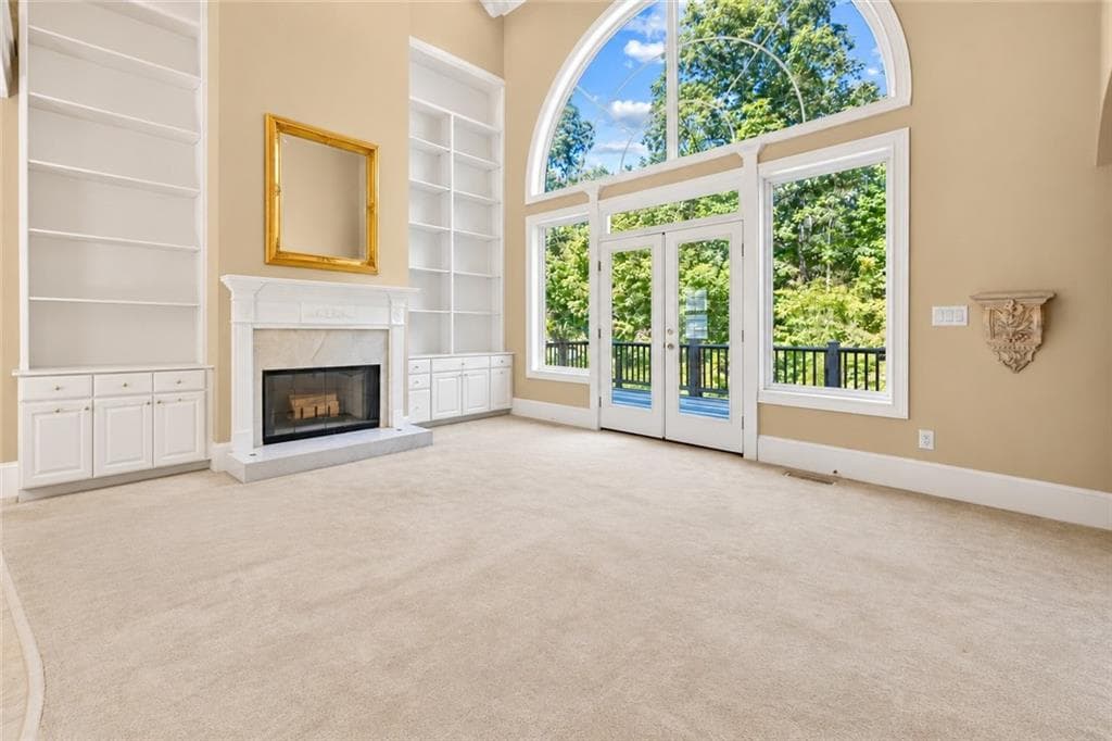6 bedroom, 7 bathroom, 5,766 sq ft single family residence for sale at 205 Standing Oak Place, Fayetteville, GA 30214 — photo 4