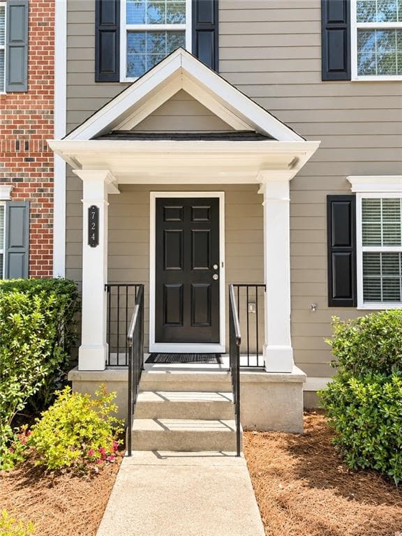 4 bedroom, 3 bathroom, 1,870 sq ft townhouse for sale at 724 Breeze Lane, Woodstock, GA 30188 — photo 3