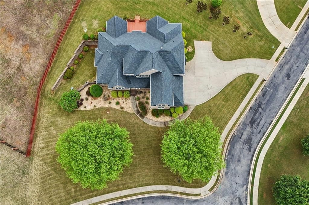 6 bedroom, 5 bathroom, 6,074 sq ft single family residence for sale at 501 Smithson Crossing, Mcdonough, GA 30252 — photo 9